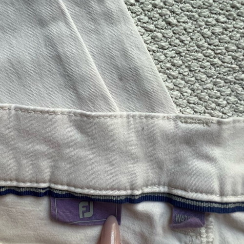 Elastic jean like men’s wear XXL like new, beige