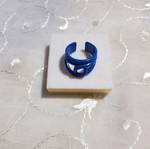 Blue ring used, adjustable size