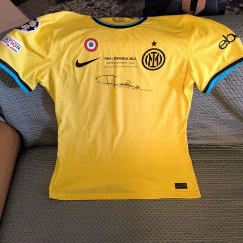 Inter Milan 2023 final jersey authentic, new, signed by Hakan Calhanoglu