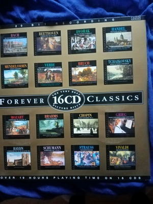 Classical music CD set like new, 16 CDs