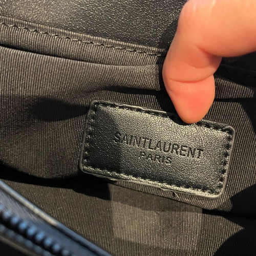 Saint Laurent leather bag like new with black chain, 32x22 cm