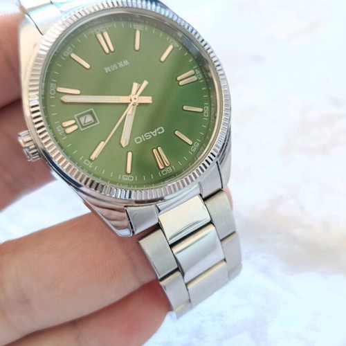 Casio wristwatch used, lightweight with analog display