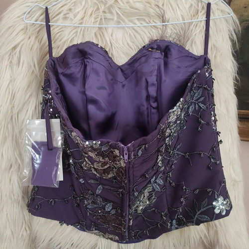 Purple high fashion corset-bustier new from muslin and lace