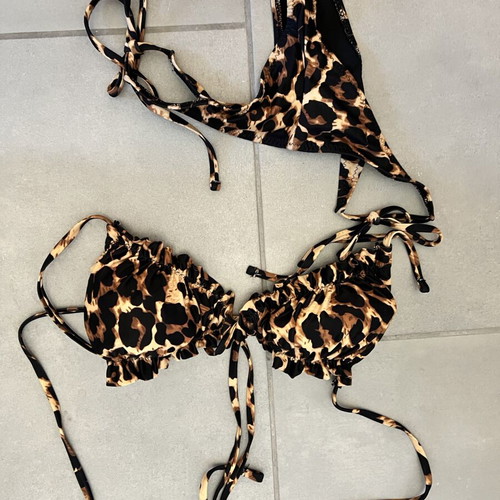 Leopard print bikini used, size M, Brazil bottom