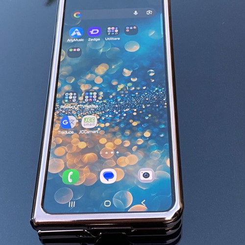 Samsung Z Fold 4 used with black line issue, 256GB