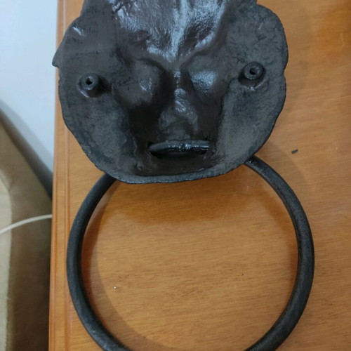 Metal large lion door knocker new for wall or door