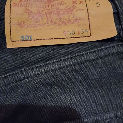 Levi's jeans size S, slightly used