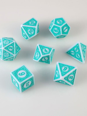 Dungeons & Dragons Dice Set with Pouch new