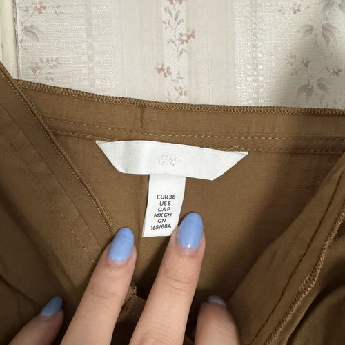 H&M Cropped Top Corset Style with Side Zipper like new, beige