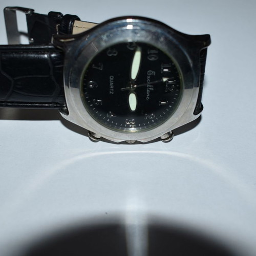 Men's quartz wristwatches new, pack of 10
