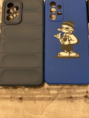 Phone cases set of 4 like new