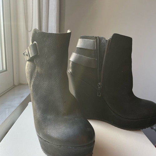 Aldo boots used, black leather, size 38