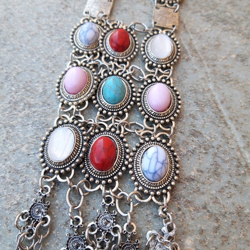 Boho long necklace silver with multicolor cabochons like new