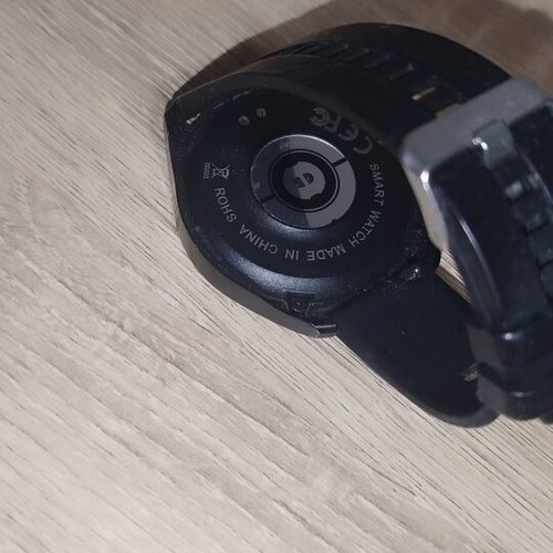 Smart watch with mobile app connection, black