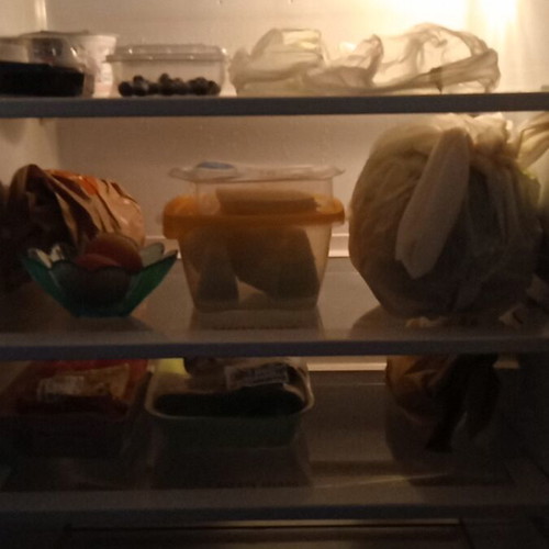 Ariston refrigerator freezer A class like new, energy efficient