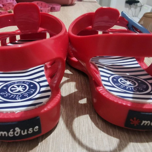 Meduse beach sandals like new, red, size 21