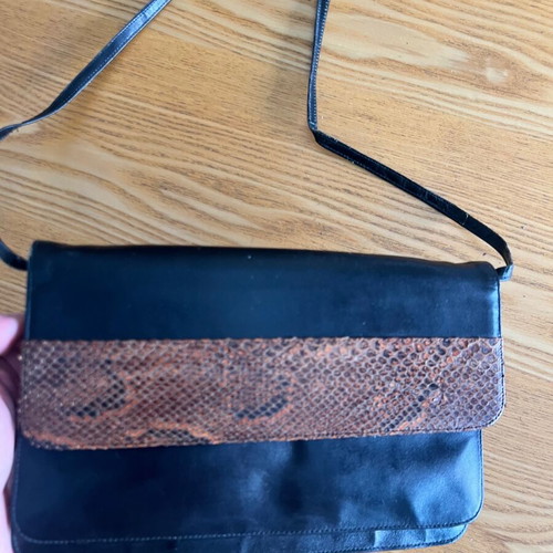 Vintage black python print leather shoulder bag used