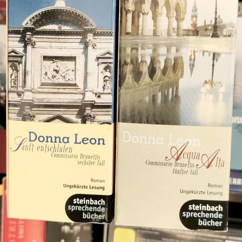 Donna Leon audiobooks like new, pack of 9 titles in German