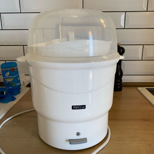 Avec bebe sterilizer used, in good condition