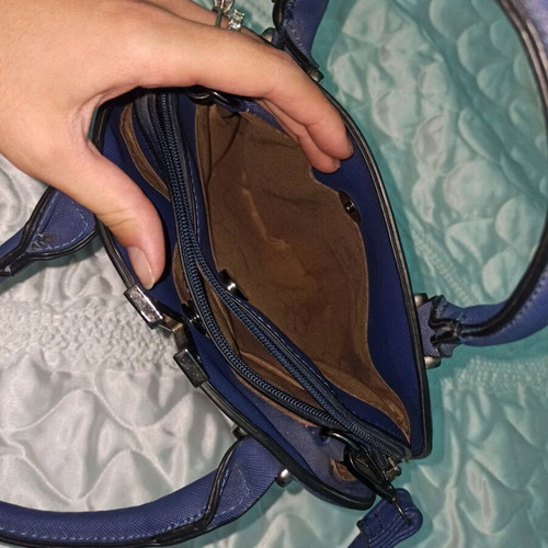 Blue shoulder bag like new with detachable large strap