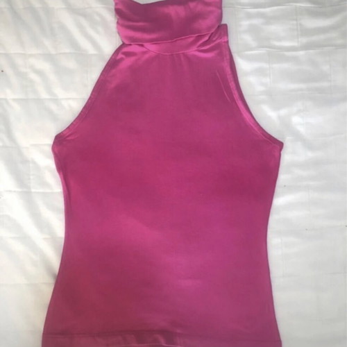 Must sleeveless turtleneck top like new, pink, size S
