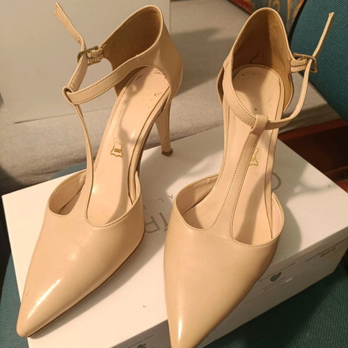 Beige pumps used size 39