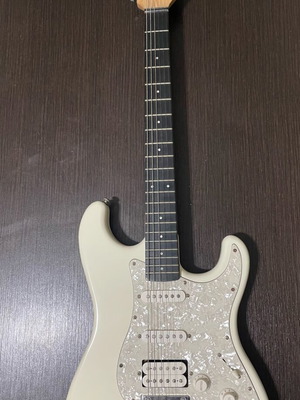 Optek Fretlight 400 series electric guitar white like new with case