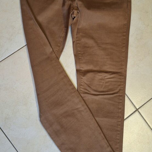 Attrattivo pants like new, brown color