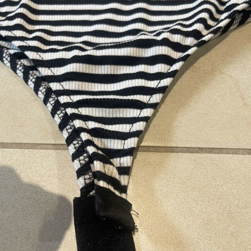 Striped bodysuit like new, size S, black and white