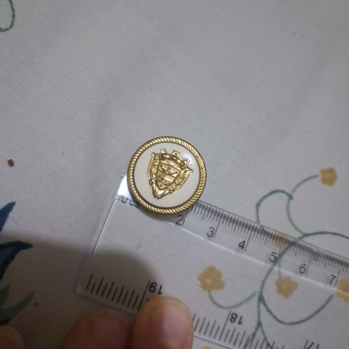 Metal buttons, set of 4