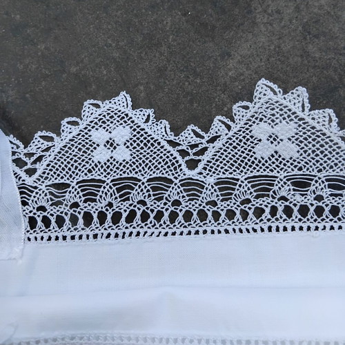 Vintage dowry pillowcases set with handmade lace pair, like new