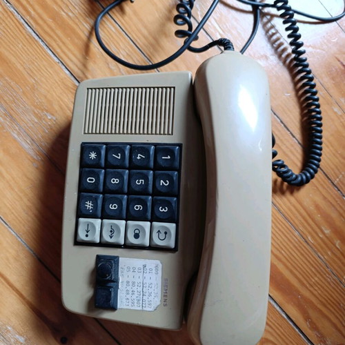 Siemens telephone used, vintage beige wired landline