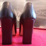 Black heels No. 37