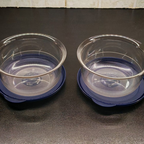 Tupperware serving bowls set of 2 450ml like new, airtight