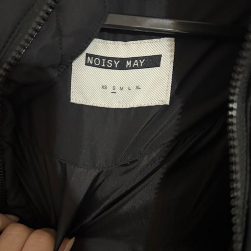 Vero Moda women's black jacket like new, comfortable and warm