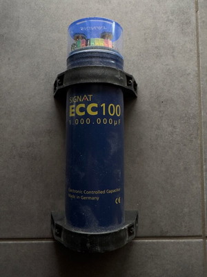 Πυκνωτής Signat ecc 100 μεταχειρισμένος σε άριστη κατάσταση