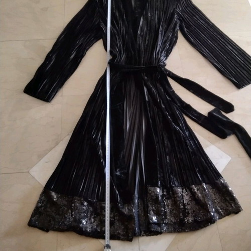 Benetton dress black velvet new, size L