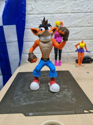 Φιγούρα 3D Crash Bandicoot 24cm καινούργιο