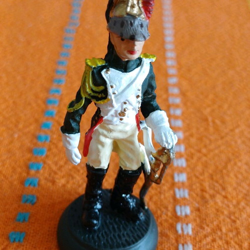 Lead soldier figure and magazine #10 by DEAGOSTINI like new