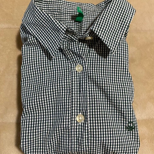 Benetton women's fitted checkered shirt size S like new