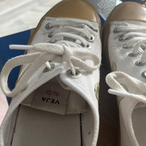 Veja sneakers size 39 used, white athletic shoes