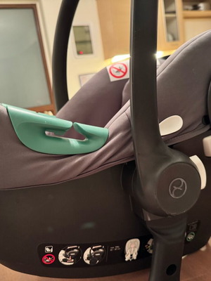 Cybex Silver Aton B2 βρεφικό κάθισμα αυτοκινήτου σαν καινούργιο