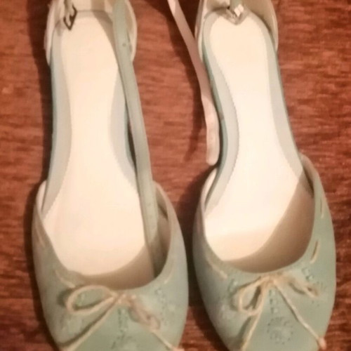 Zara women's turquoise ballerina shoes like new