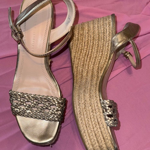 Zara gold platform sandals like new, size 40