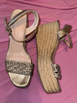 Zara gold platform sandals like new, size 40