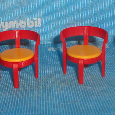 Playmobil set of 4 chairs