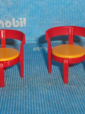 Playmobil set of 4 chairs