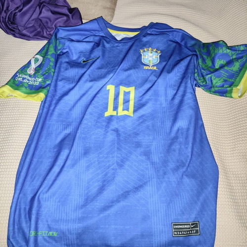 Brazil Neymar JR Jersey L like new, blue