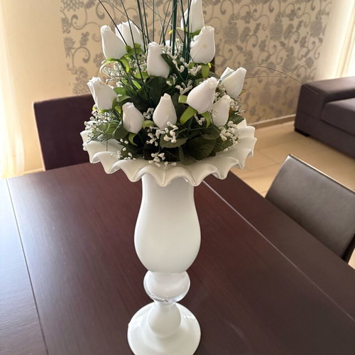 Ceramic vase new, impressive design