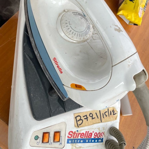Stirella 900 ironing system used with rich steam